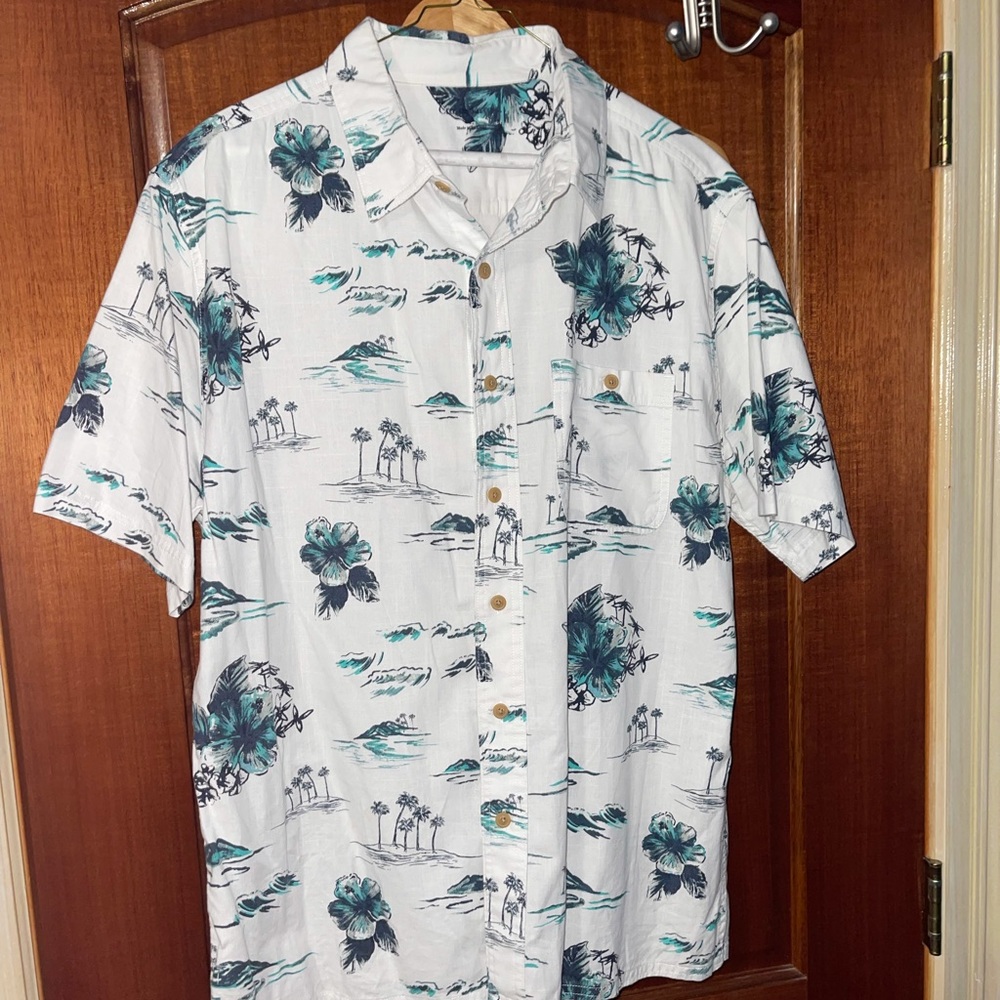 Hawaiian shirt by Croft & Barrow, Size:Large